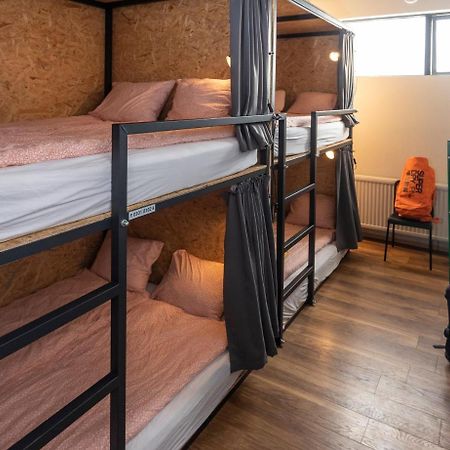 Vibrant Iceland Hostel Hafnarfjörður Екстериор снимка