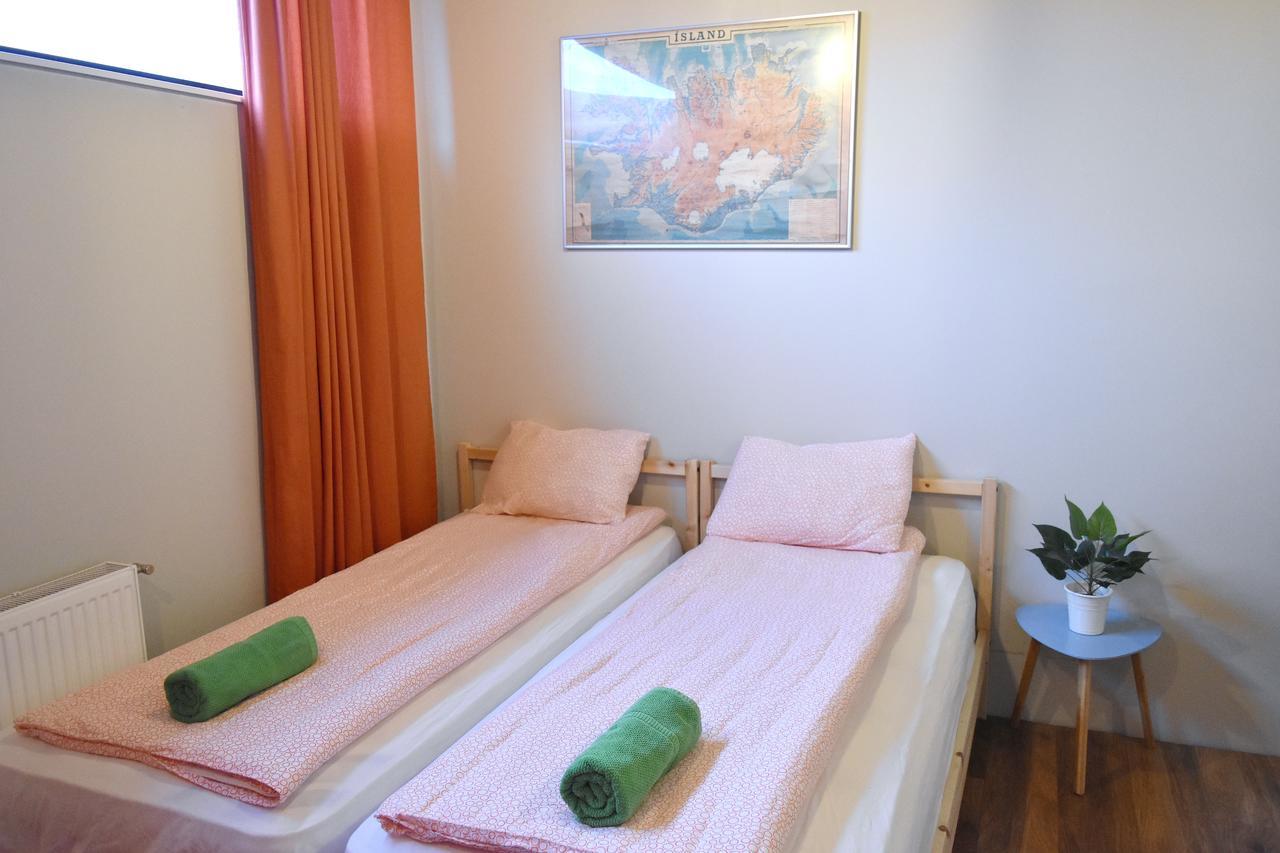 Vibrant Iceland Hostel Hafnarfjörður Екстериор снимка