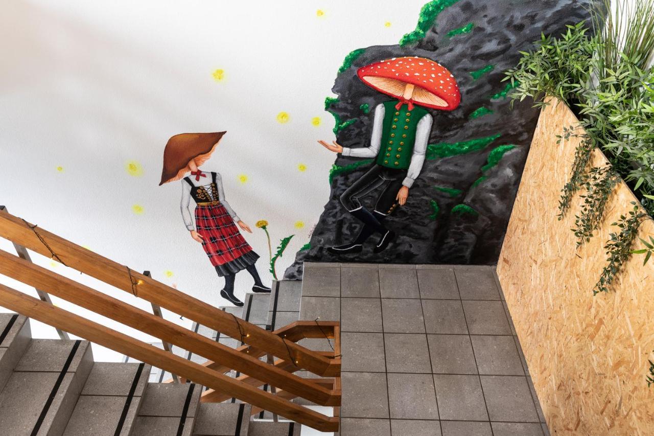 Vibrant Iceland Hostel Hafnarfjörður Екстериор снимка